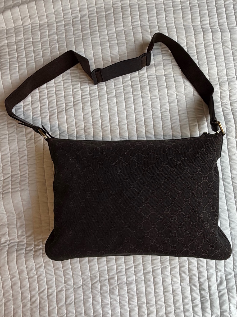 Gucci Black Signature Monogram Large Messenger Bag